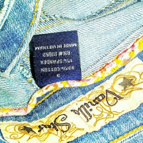 Vanilla Star Shorts Size 3 Denim Bermuda NWOT - Picture 6 of 9